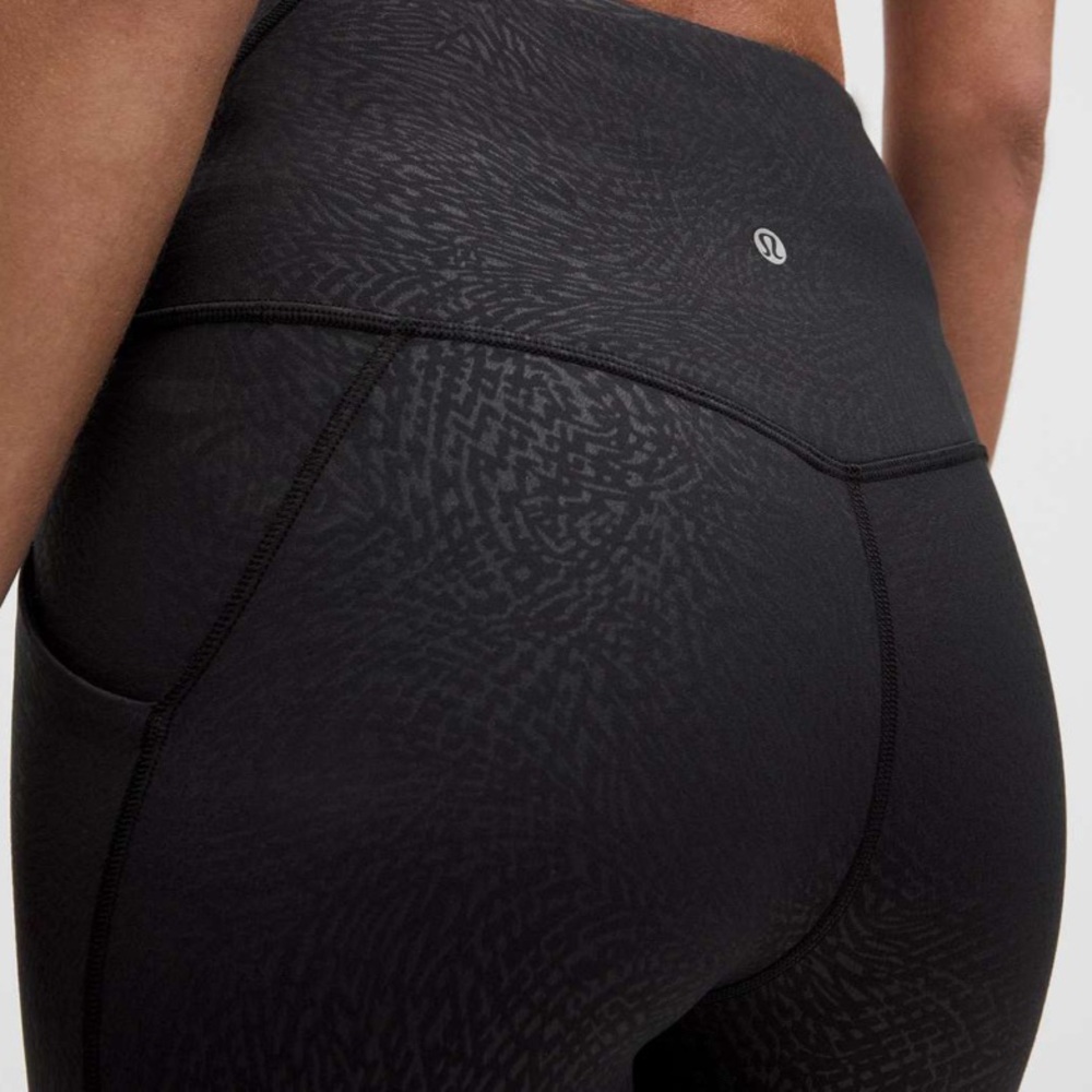 NWT $138 Lululemon Align High-Rise Pant with Pockets 25" Ripple Emboss Black - Picture 4 of 6
